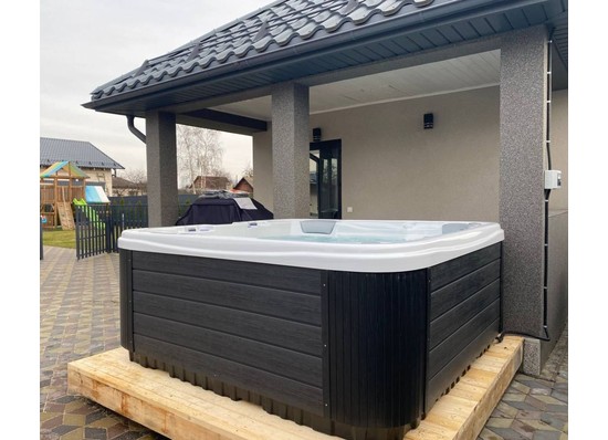 Установка гидромассажного спа-бассейна Wellis Lugano Life DeLuxe в г.Борисове